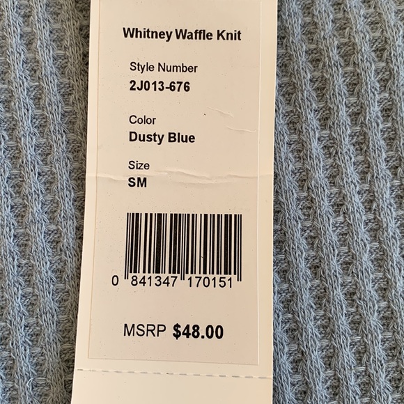 Southern shirt Whitney waffle knit in dusty blue size small. Comfy thermal knit. - Picture 3 of 8